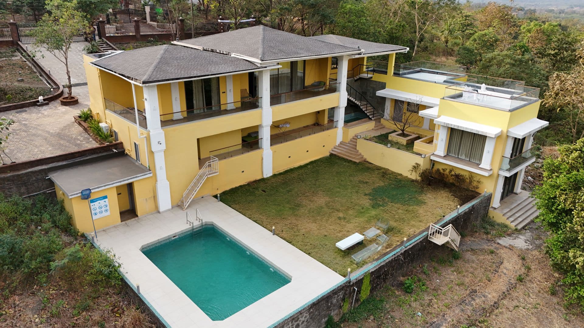 Natural Building & Sustainable Construction project 21